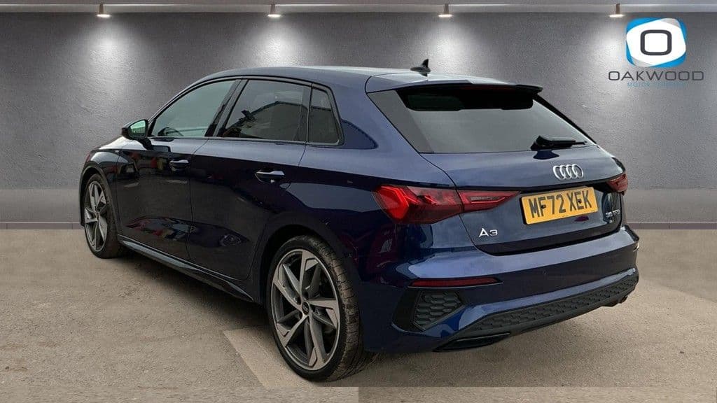 Audi A3 1.5 TFSI 35 Edition 1 Sportback — image 3
