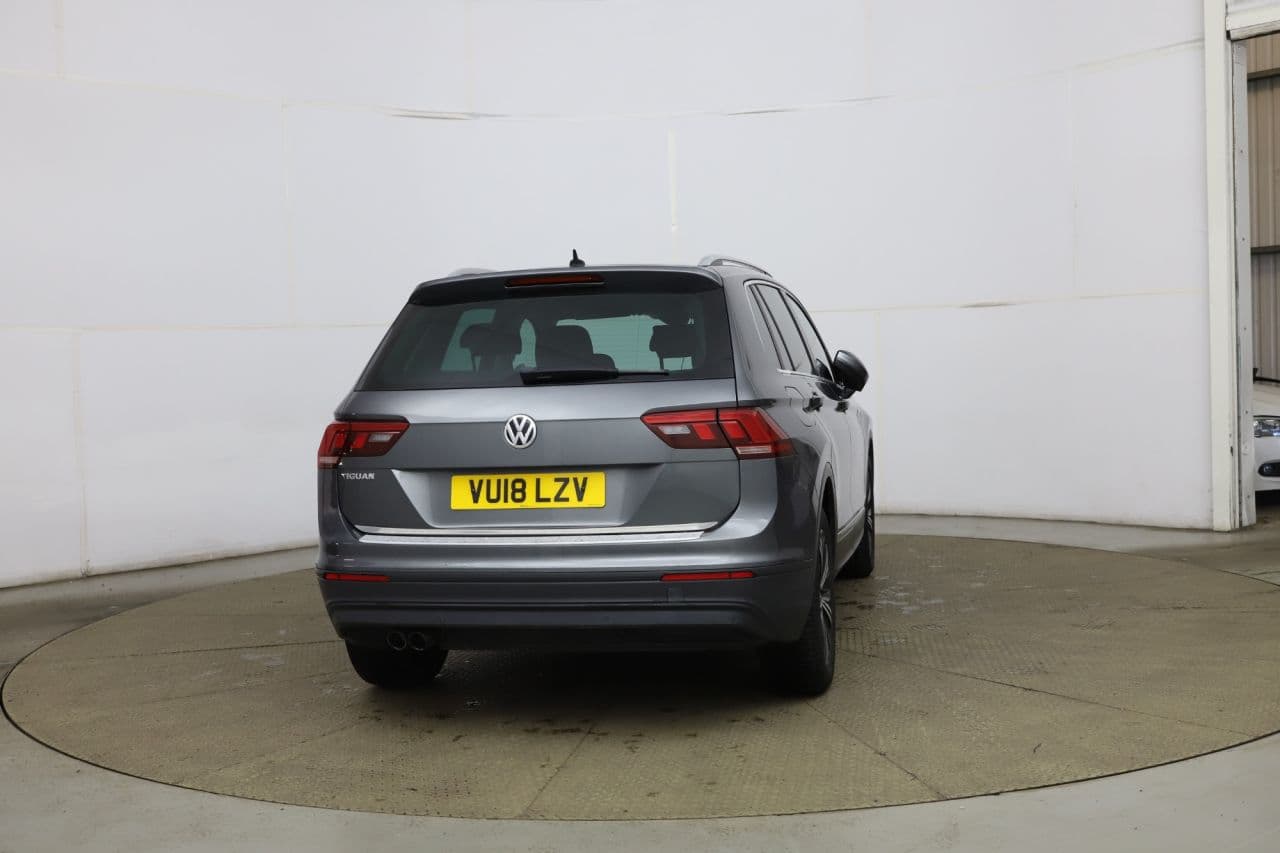 Volkswagen Tiguan 1.4 TSI SE Navigation — image 4