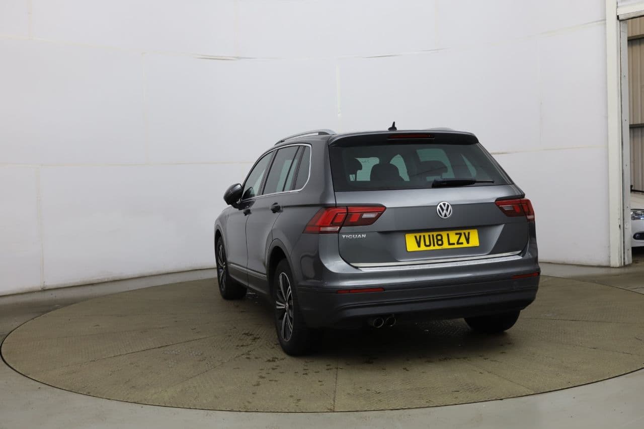 Volkswagen Tiguan 1.4 TSI SE Navigation — image 5