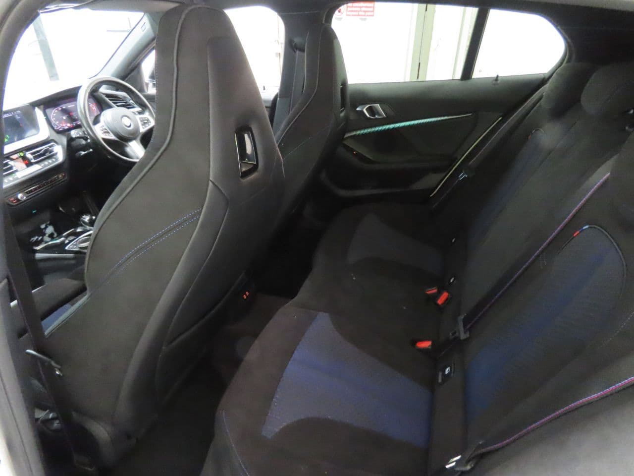 BMW 1 Series 2.0 M135i — image 10