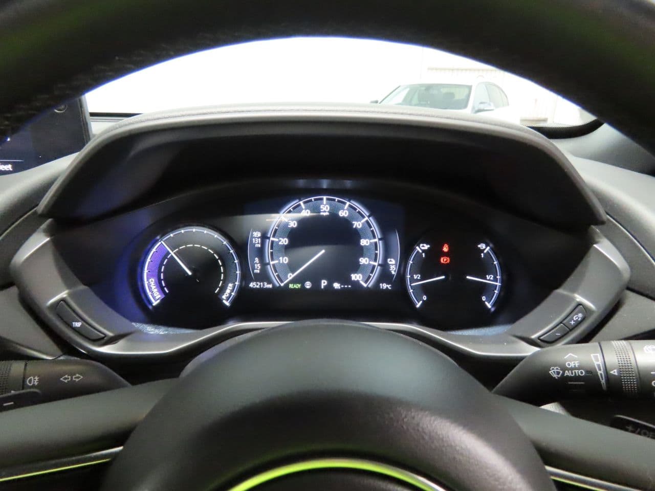 Mazda MX-30 17.8kWh R-EV Makoto — image 9