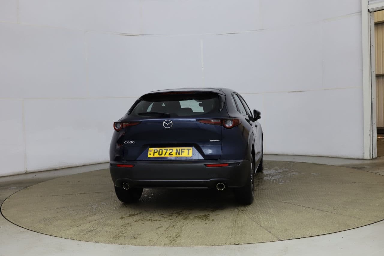Mazda CX-30 2.0 e-SKYACTIV X MHEV SE-L Lux — image 4