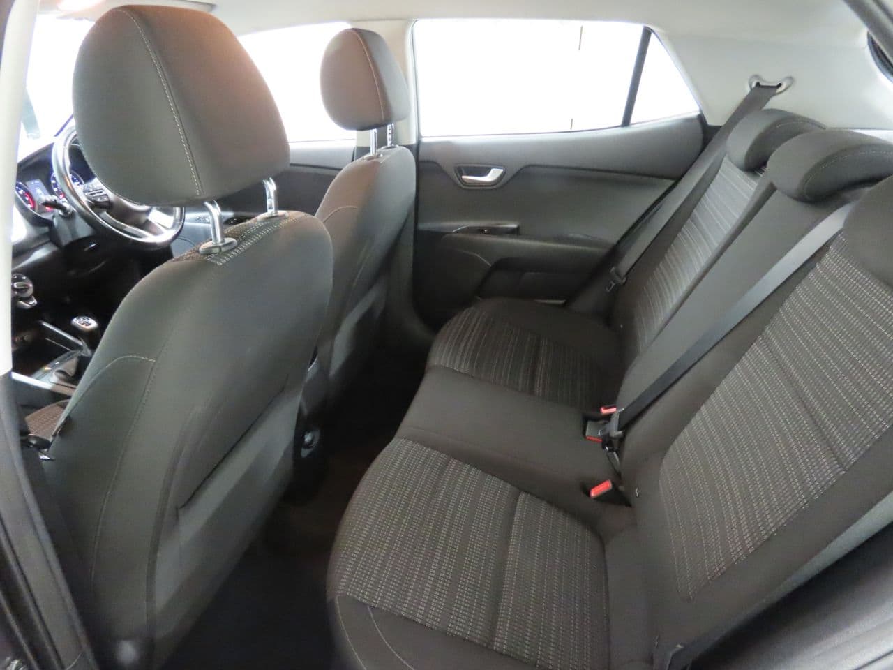 Kia Stonic 1.4 2 — image 10