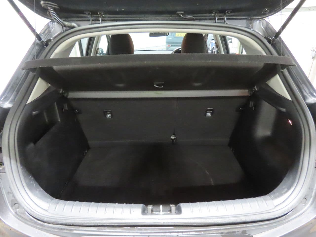 Kia Stonic 1.4 2 — image 12