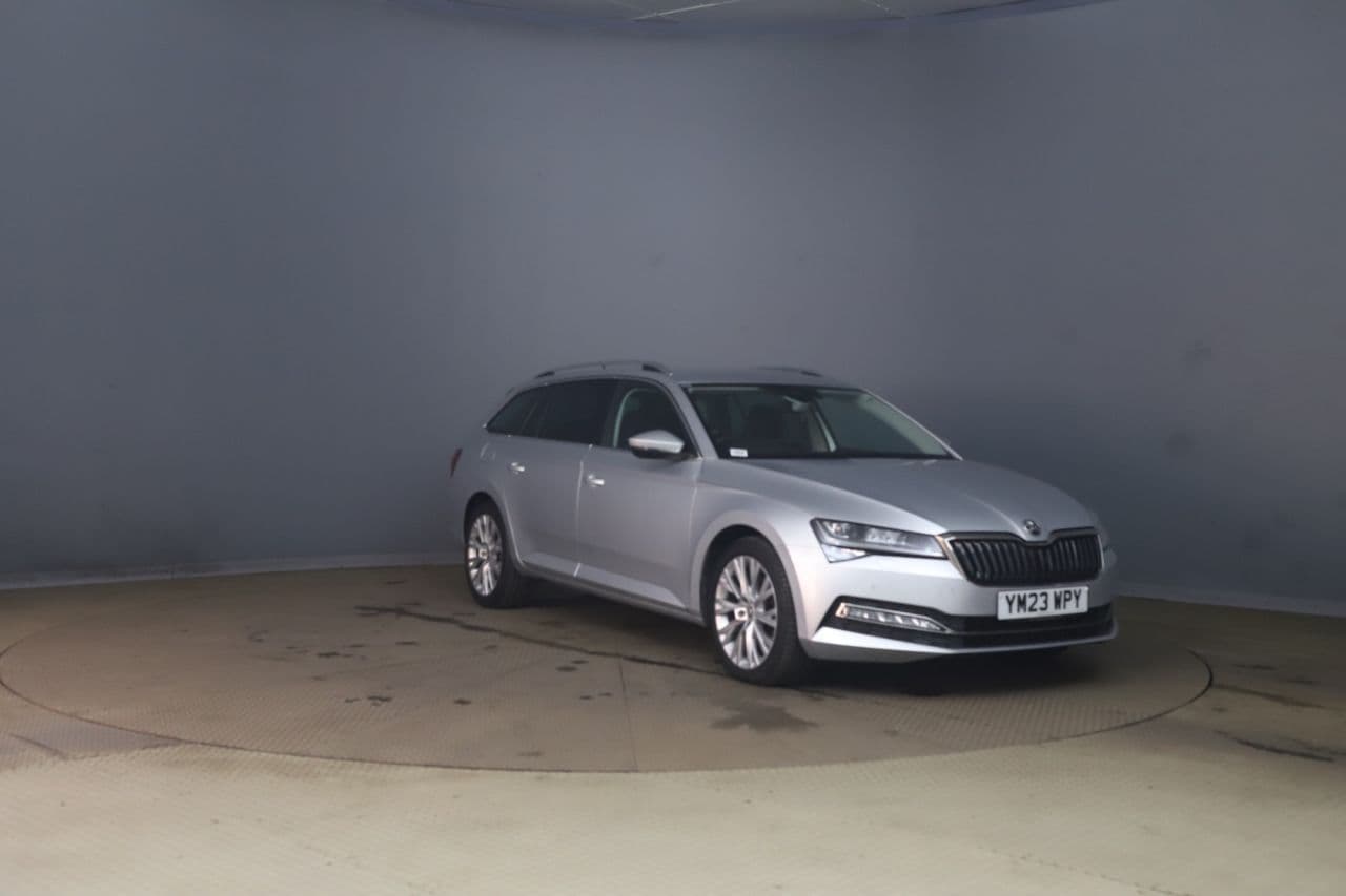 Skoda Superb 2.0 TDI SE L — image 1