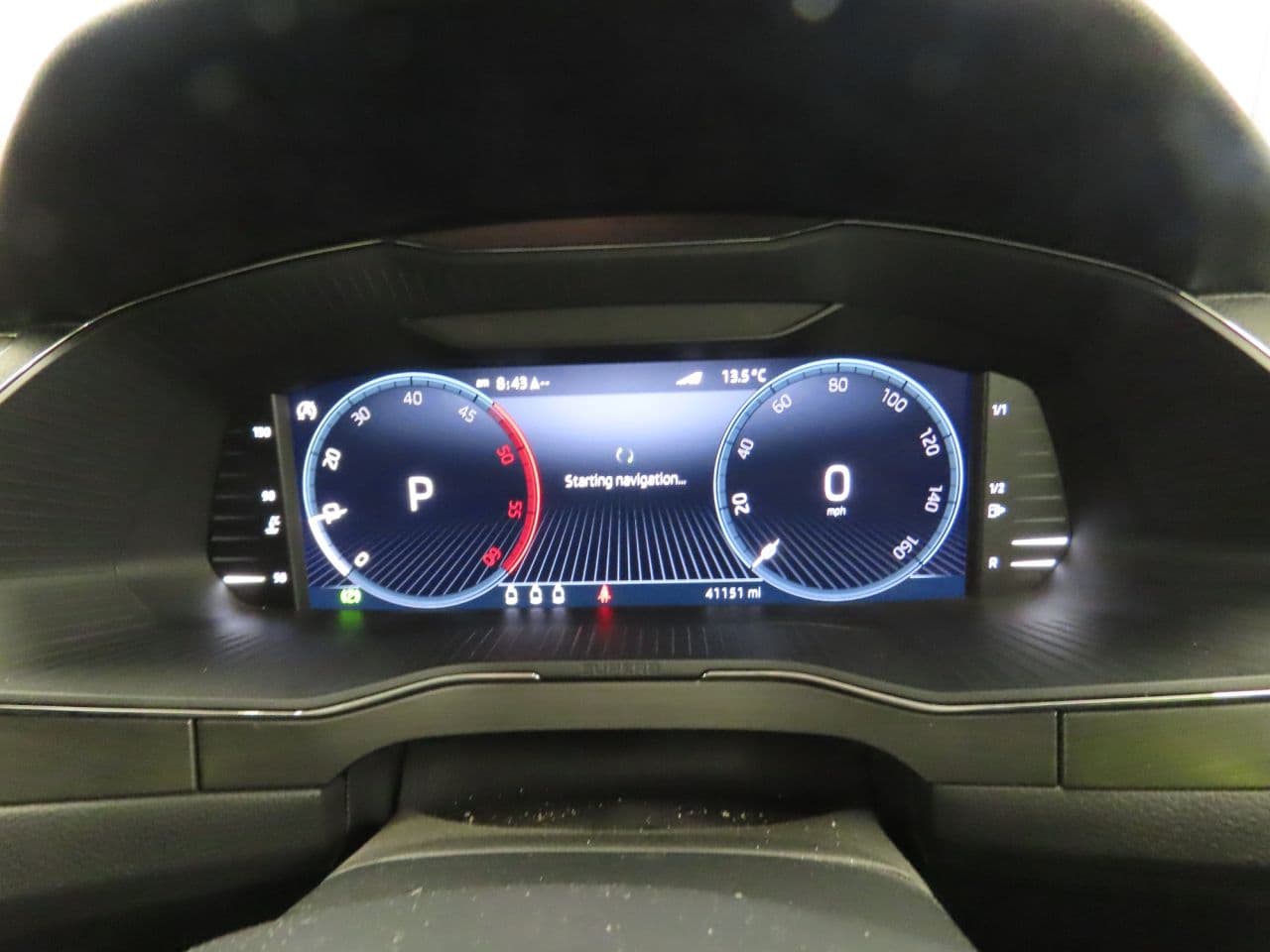 Skoda Superb 2.0 TDI SE L — image 9