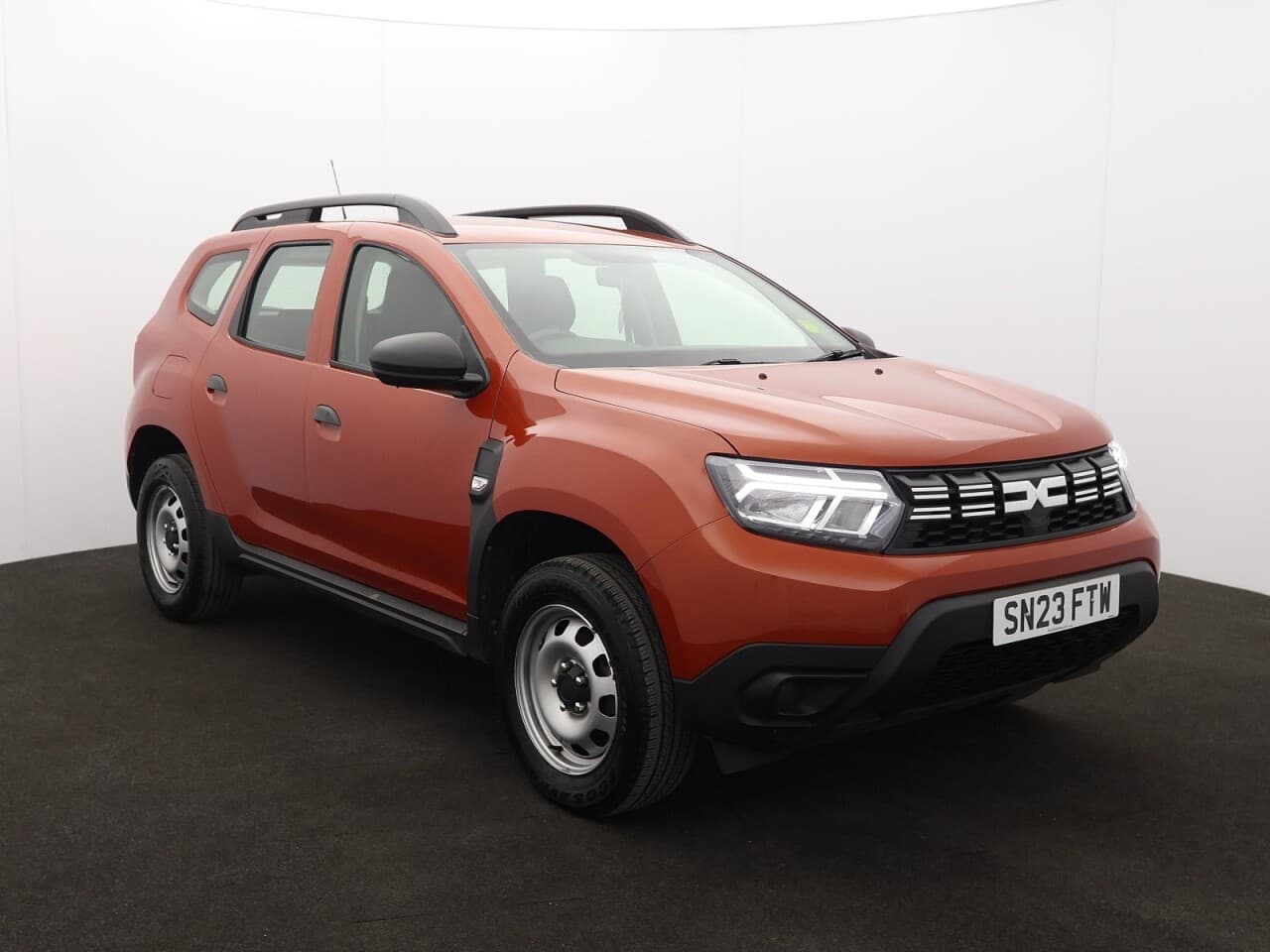 Dacia Duster 1.0 TCe Essential view 1