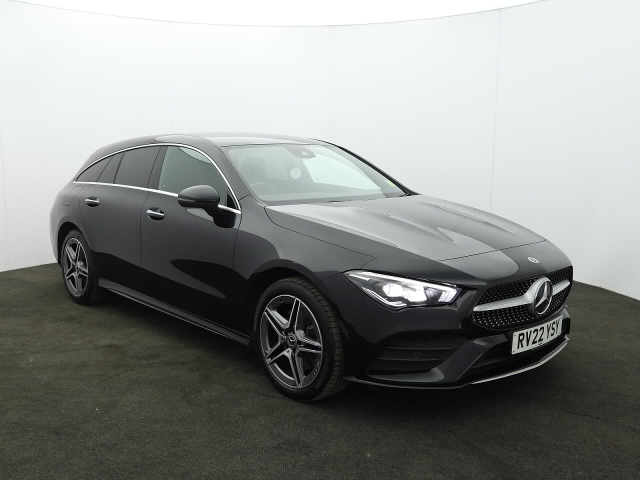 Mercedes-Benz Cla 1.3 CLA250e 15.6kWh AMG Line (Premium) Shooting Brake view 1