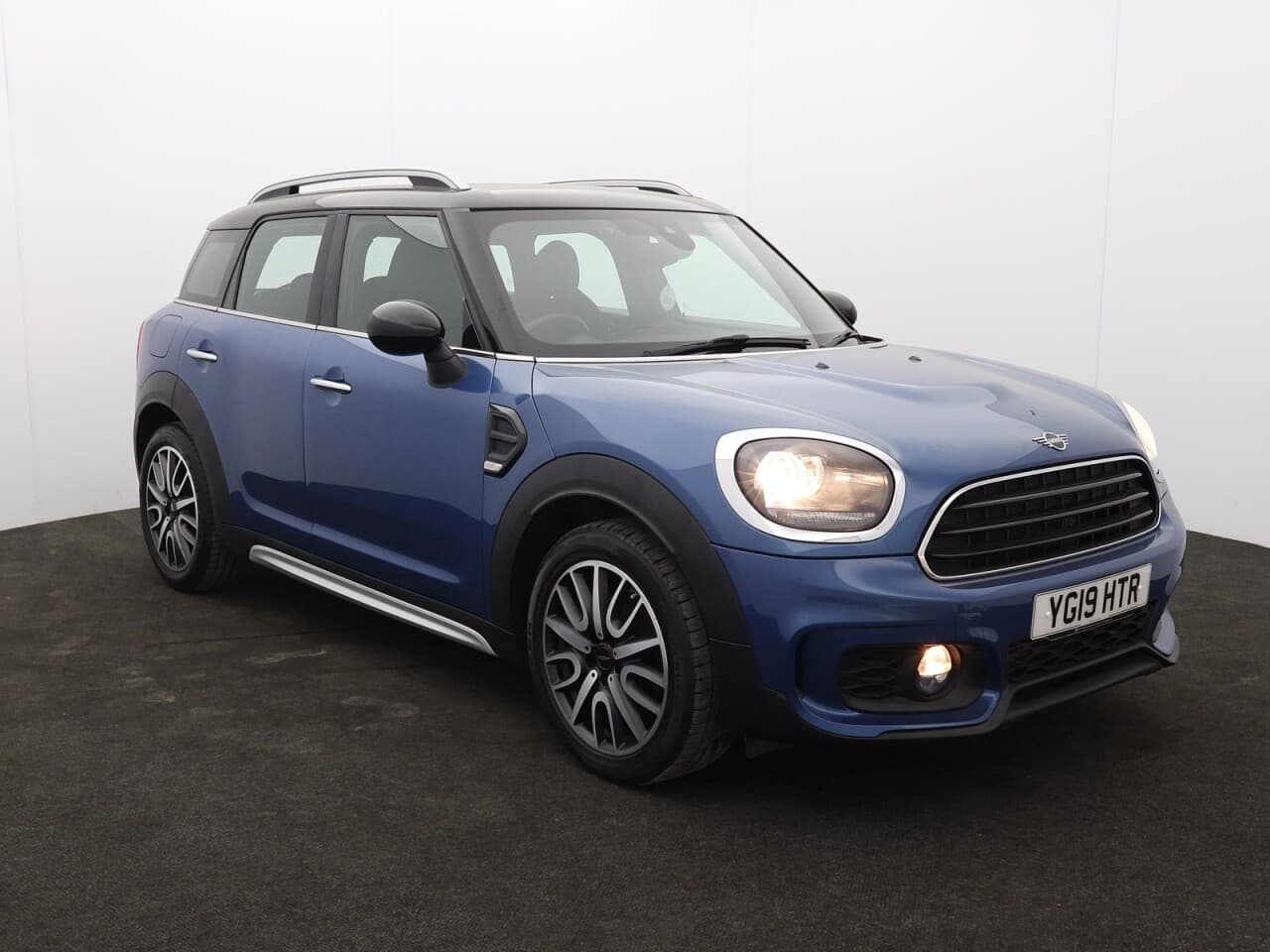 Mini Countryman 1.5 Cooper Sport view 1