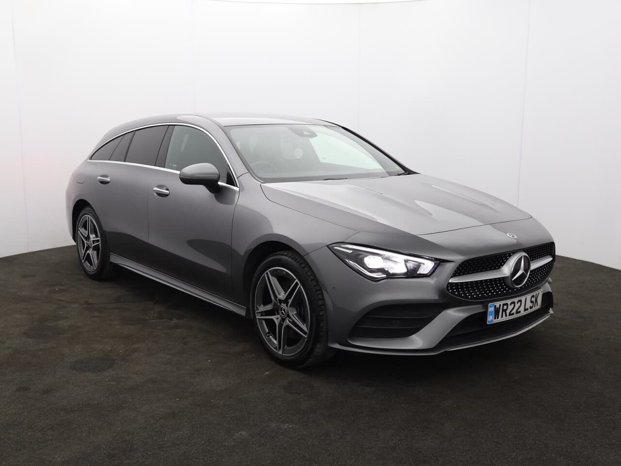 Mercedes-Benz Cla 1.3 CLA250e 15.6kWh AMG Line (Premium) Shooting Brake view 1