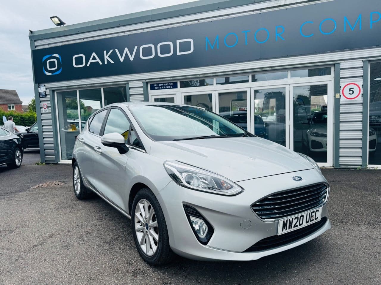 Ford Fiesta 1.0T EcoBoost Titanium view 1