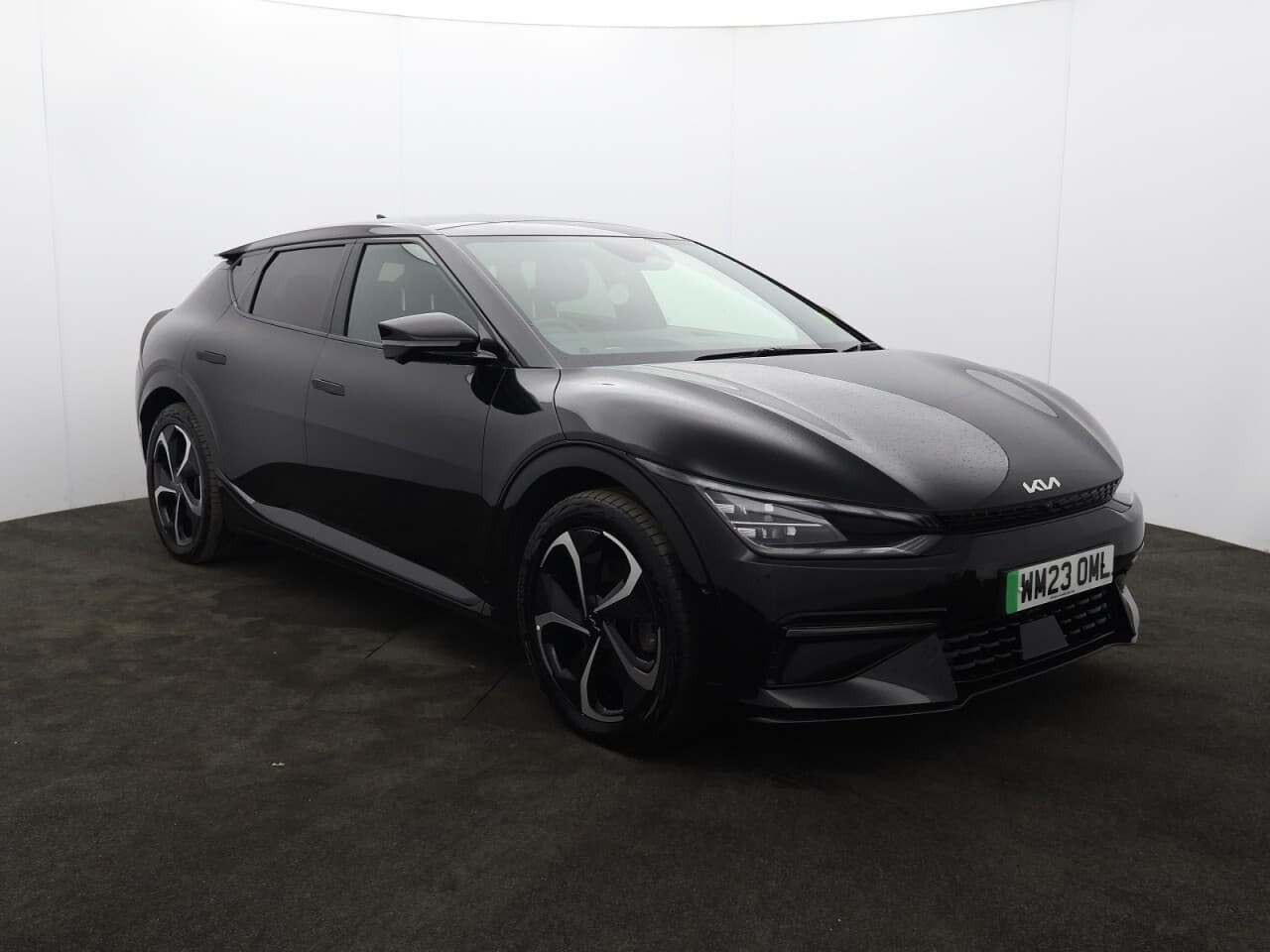 Kia EV6 77.4kWh GT-Line S view 1