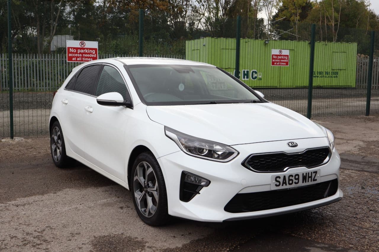 Kia Ceed 1.0 T-GDi 3 view 1