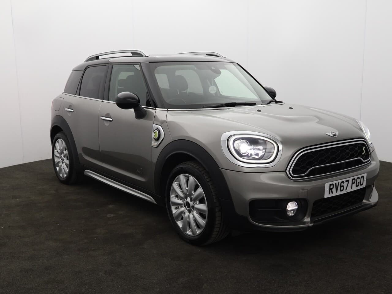 Mini Countryman 1.5 7.6kWh Cooper SE view 1