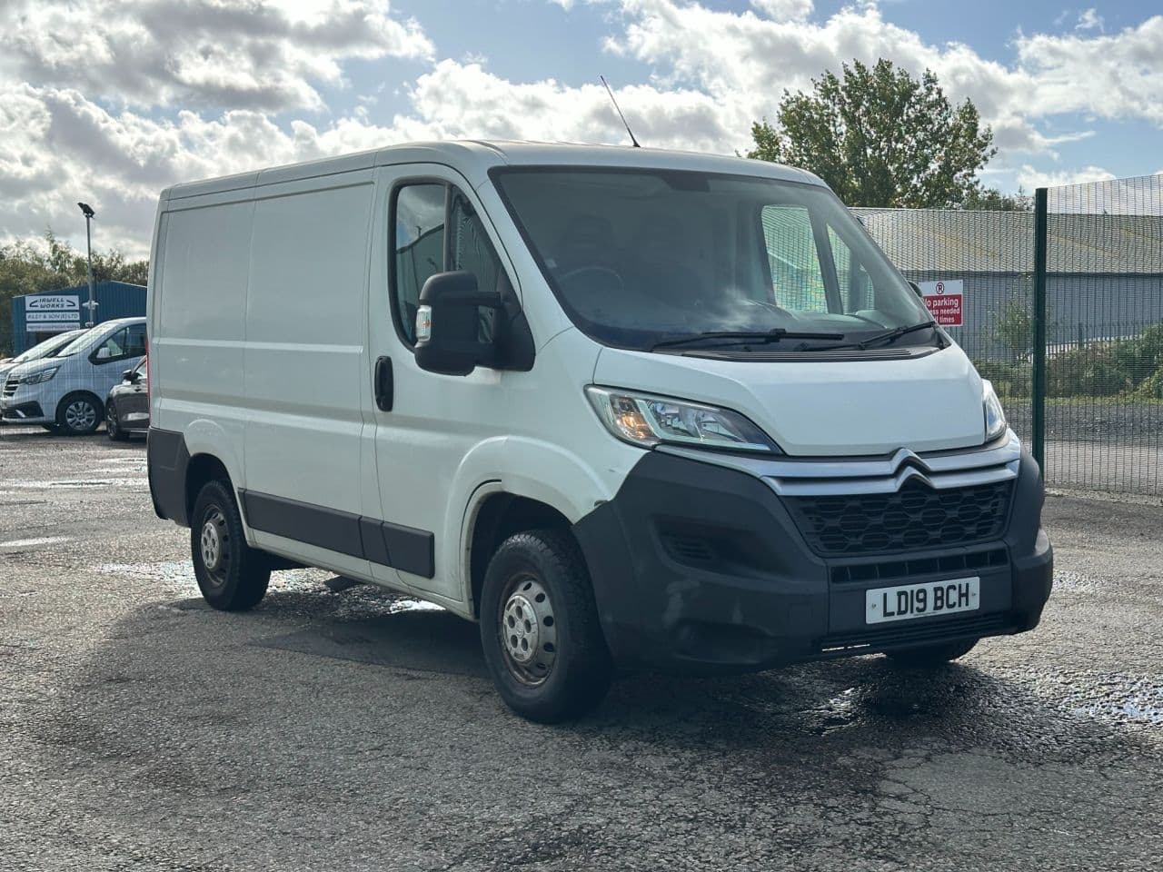 Citroen Relay 2.0 BlueHDi 33 Enterprise view 1