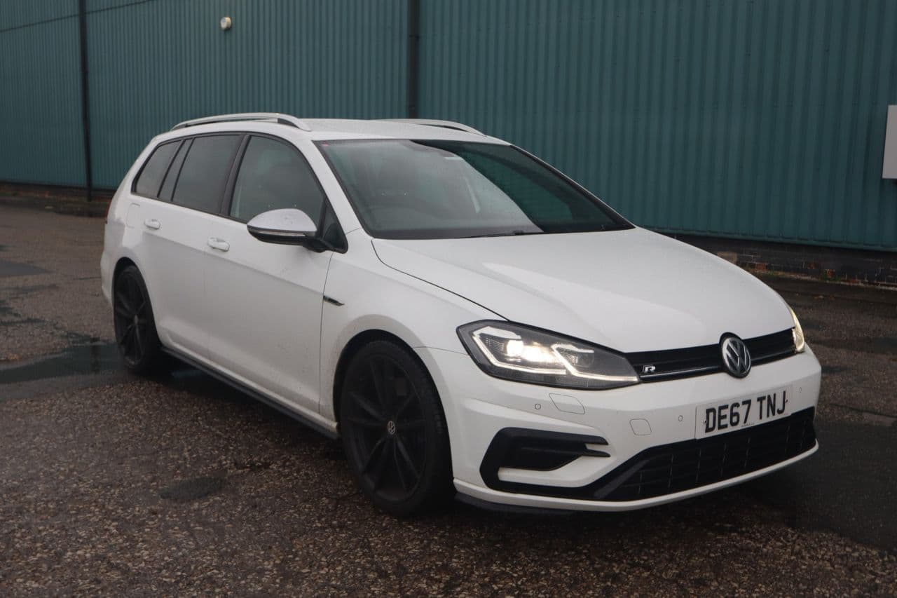 Volkswagen Golf 2.0 TSI R