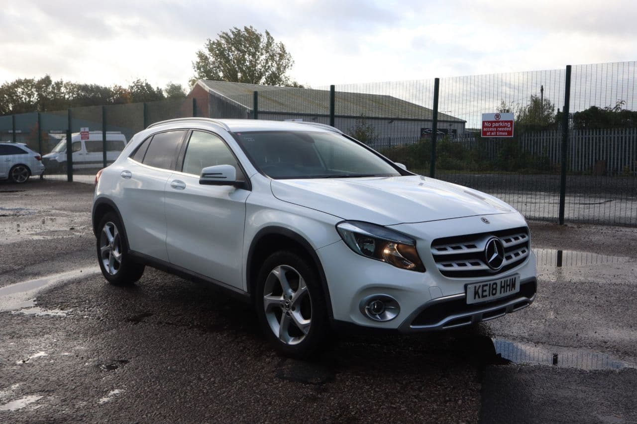 Mercedes-Benz Gla Class 1.6 GLA200 Sport view 1