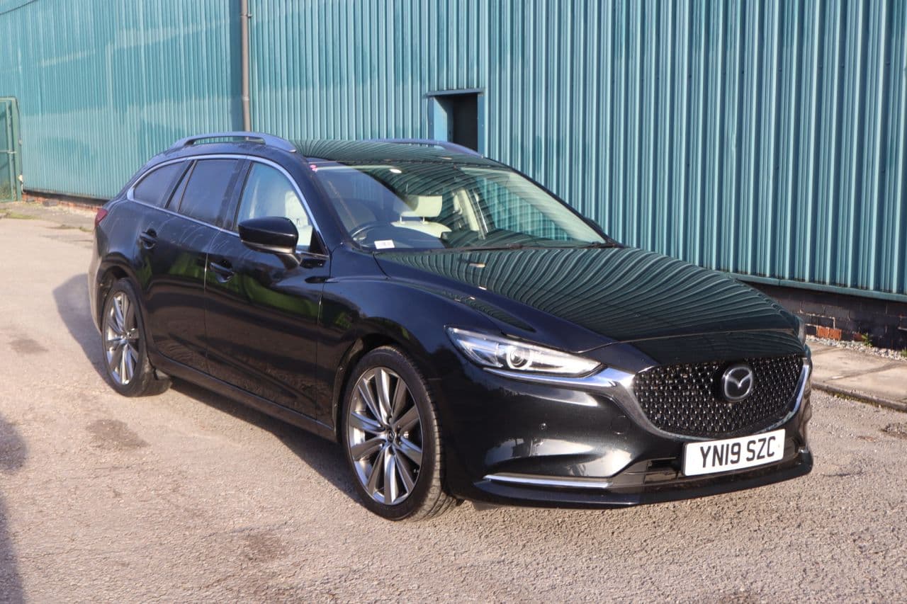 Mazda MAZDA6 2.0 SKYACTIV-G Sport Nav+ Tourer view 1