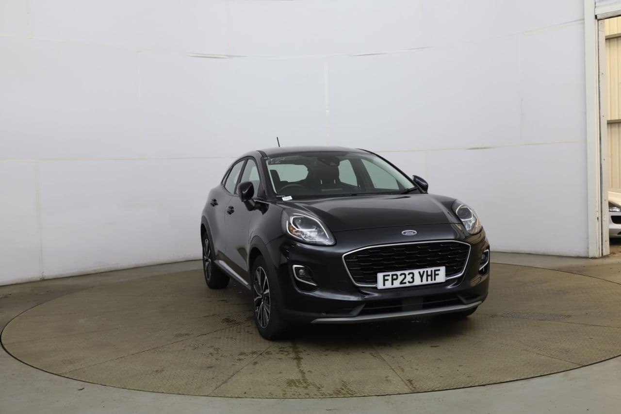 Ford Puma 1.0T EcoBoost MHEV Titanium view 1