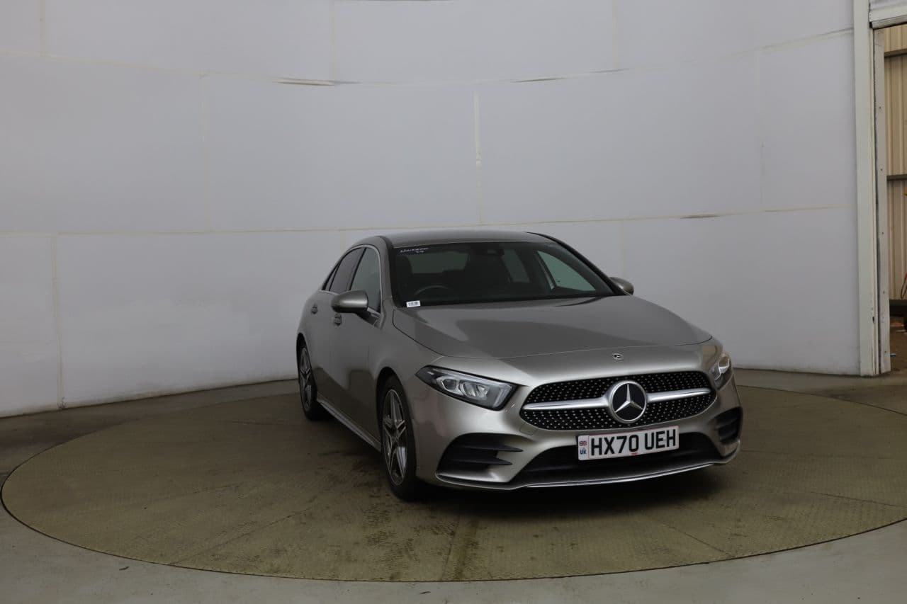 Mercedes-Benz A Class 1.3 A200 AMG Line view 1