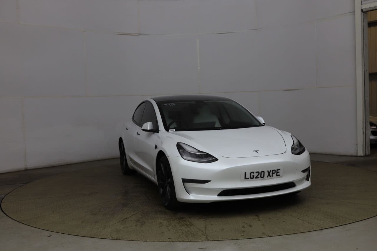 Tesla Model 3 (Dual Motor) Performance view 1