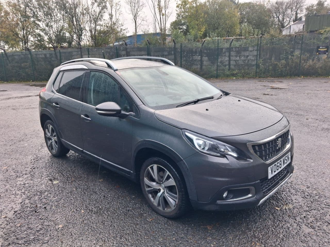 Peugeot 2008 1.2 PureTech Allure